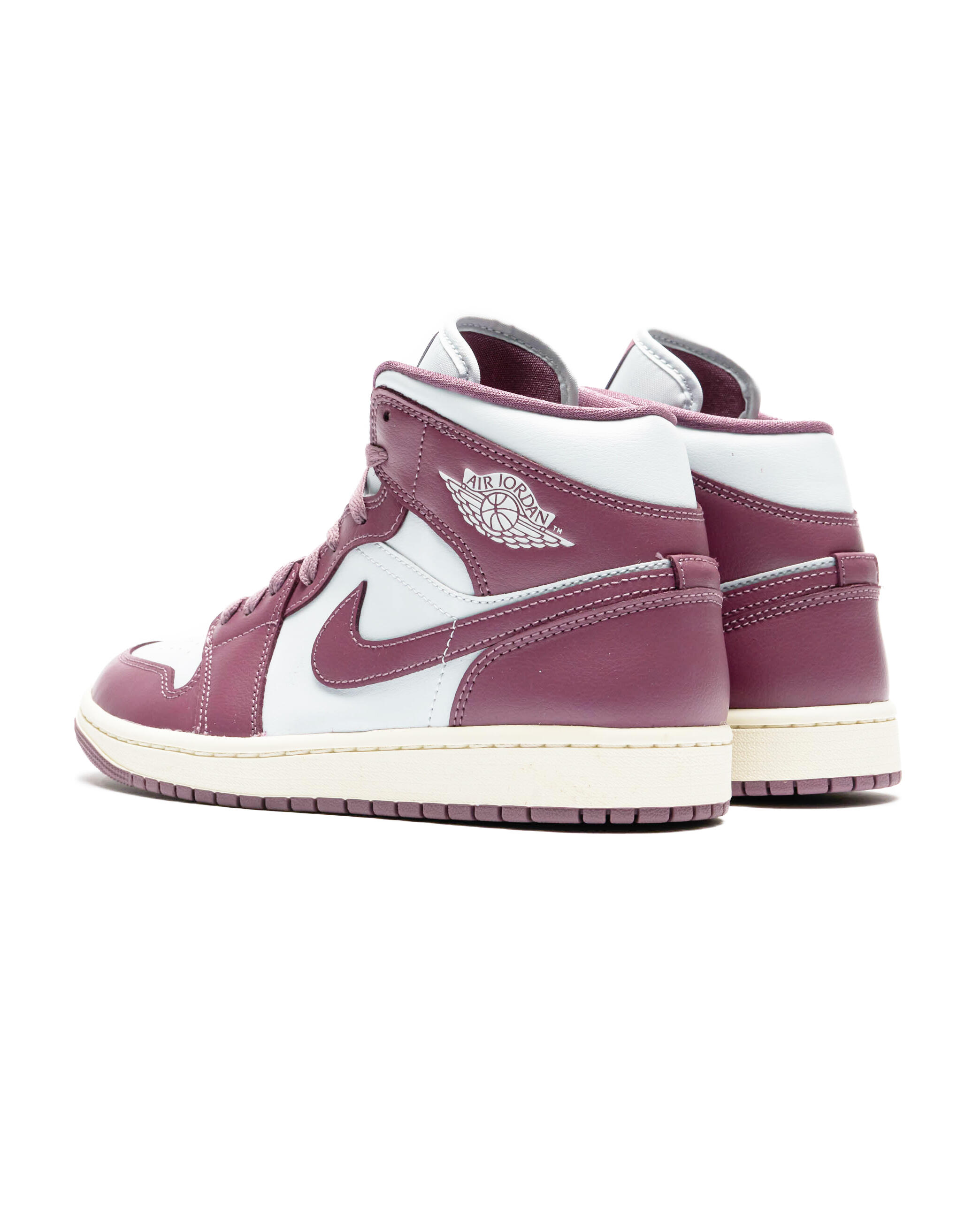 wmns air jordans 1 mid